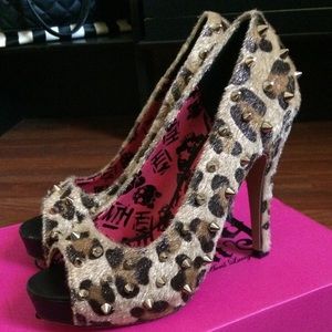 Abbey Dawn Spiked Leopard Heels - Sz 6